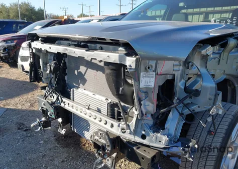 2025 GMC Sierra 1500 2Wd Standard Box Pro z USA, uszkodzony, nr VIN 3GTNHAEK9SG386172